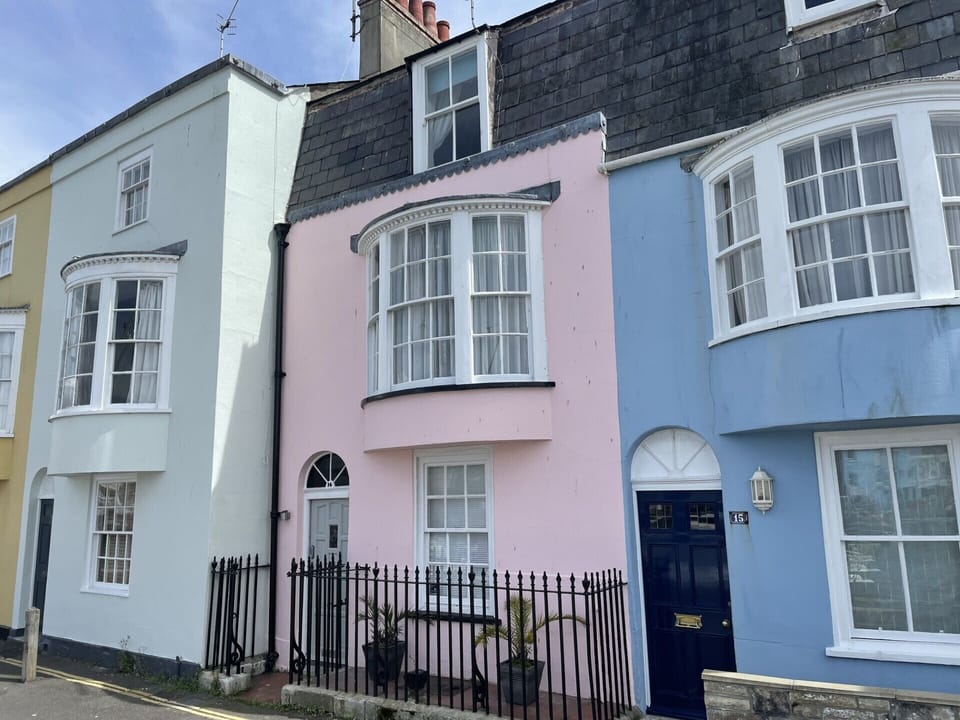 14 Nothe Parade