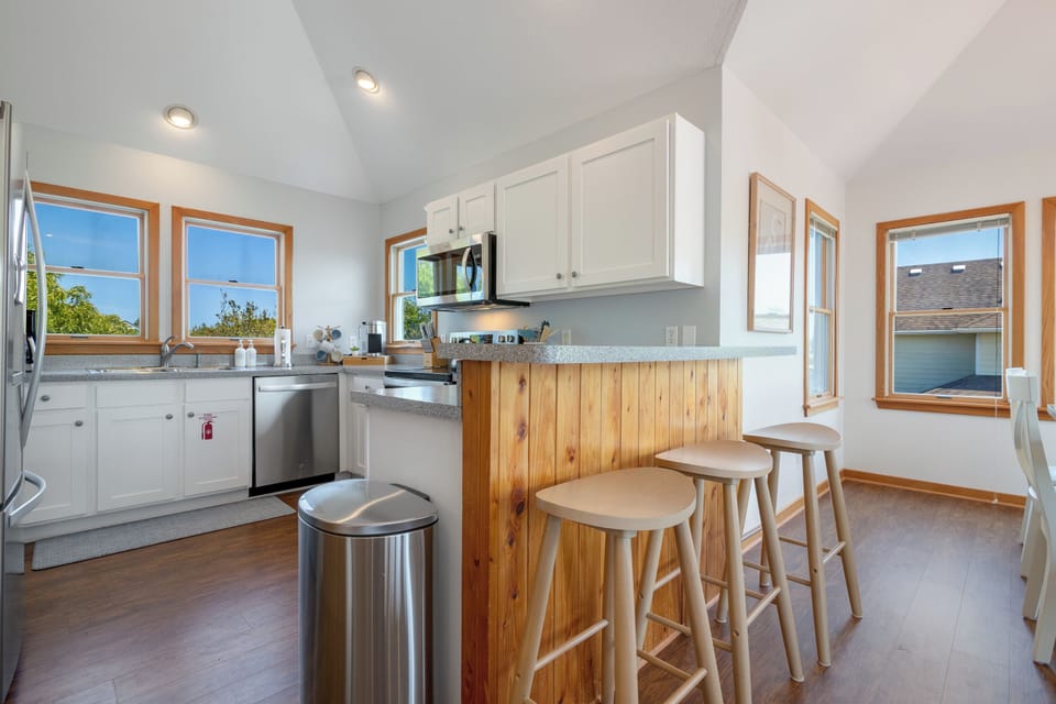 Kitchen seating 