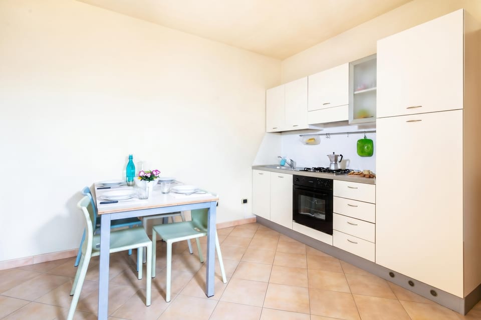 Kitchen and dining area