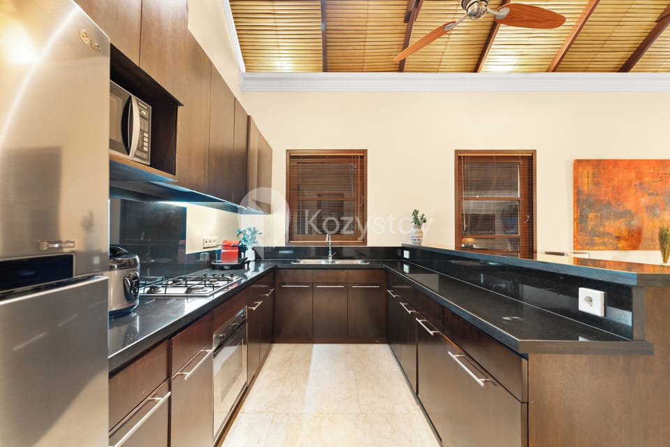 Comfort Villa, 3 Bedrooms, Private Pool, Beach View | Private kitchen | Full-size fridge, microwave, oven, stovetop