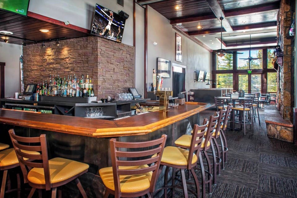 Restaurant and Bar onsite