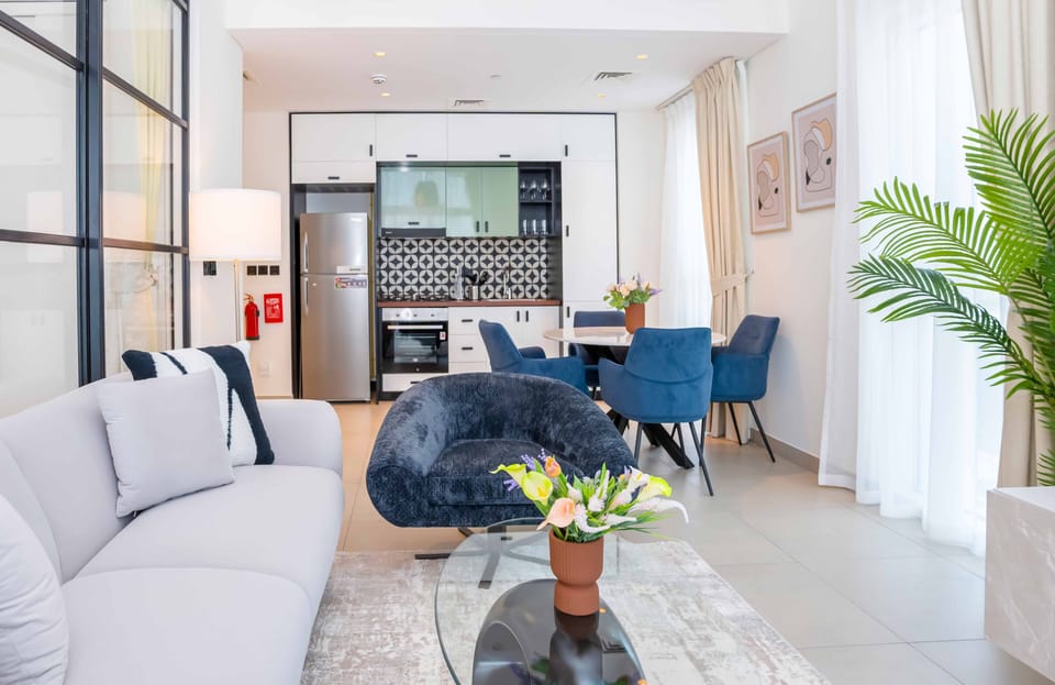Deluxe Apartment, Accessible, Non Smoking | Living area | 55-inch Smart TV with cable channels