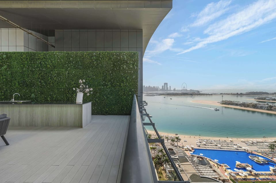 Sea, Ain Dubai and resort views from this side of the terrace, Master and twin bedrooms