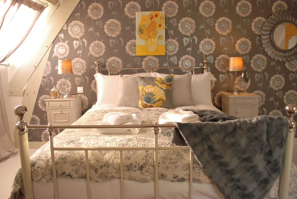 Superior Room, Pool View | Blackout drapes, iron/ironing board, free WiFi