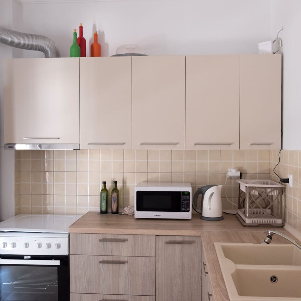 House | 2 bedrooms, soundproofing, Internet