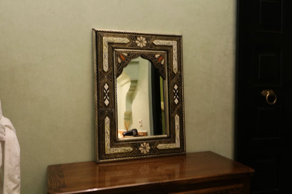 Superior Suite | In-room safe, iron/ironing board, free WiFi, bed sheets