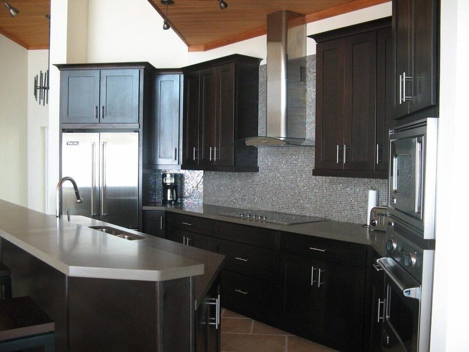 House, 4 Bedrooms | Private kitchen | Coffee/tea maker, fridge, oven, toaster