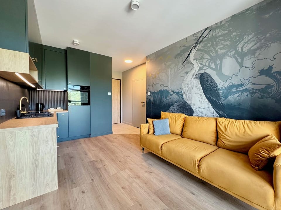 Comfort Studio Suite | Blackout drapes, iron/ironing board, free WiFi