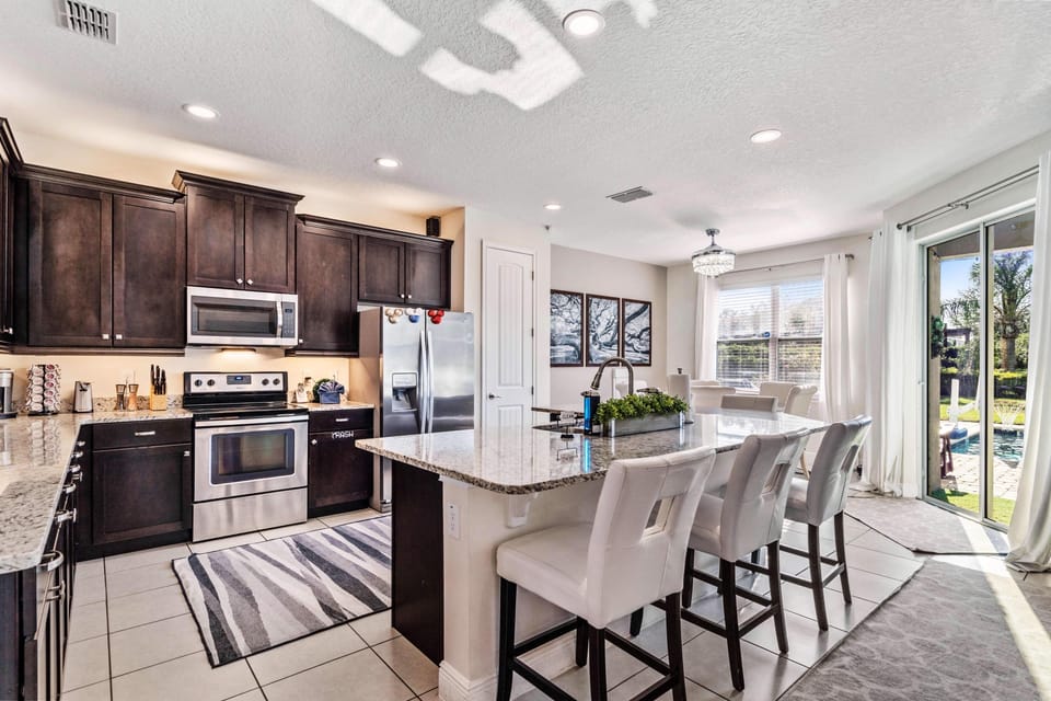 kitchen-450-Burma-Encore-Reunion-West
