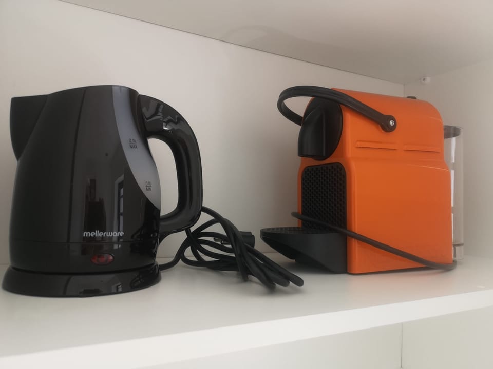 Coffee maker, water koker