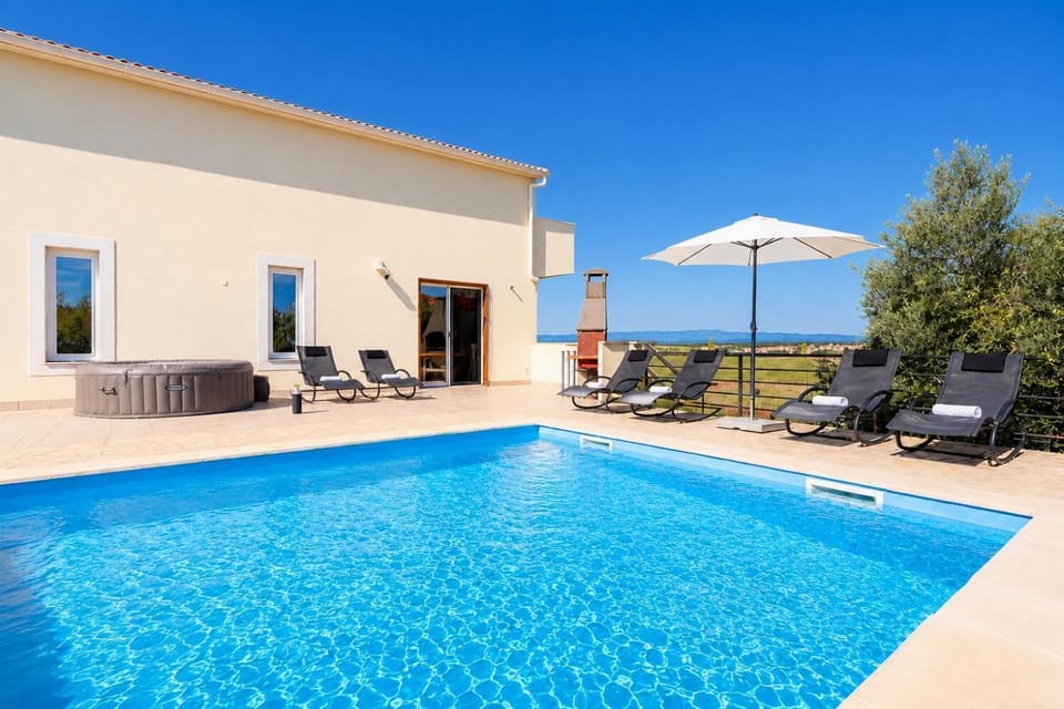 Beautiful Villa with private pool and terrace