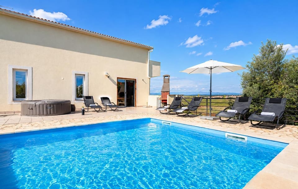 Beautiful Villa with private pool and terrace