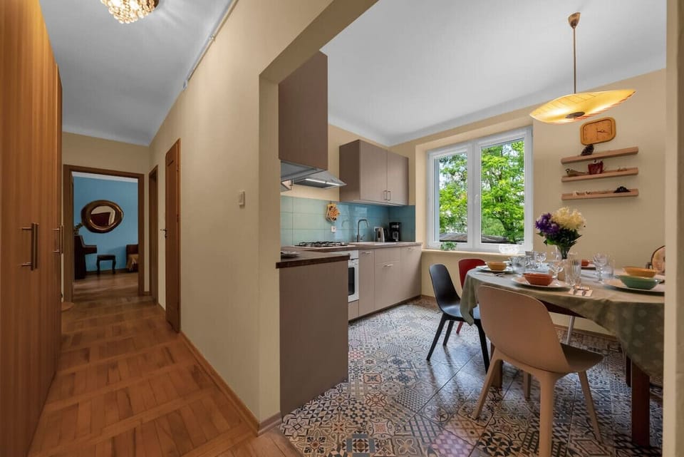 Kitchen Area with hallway - Book Now with RENTUJEMY.COM