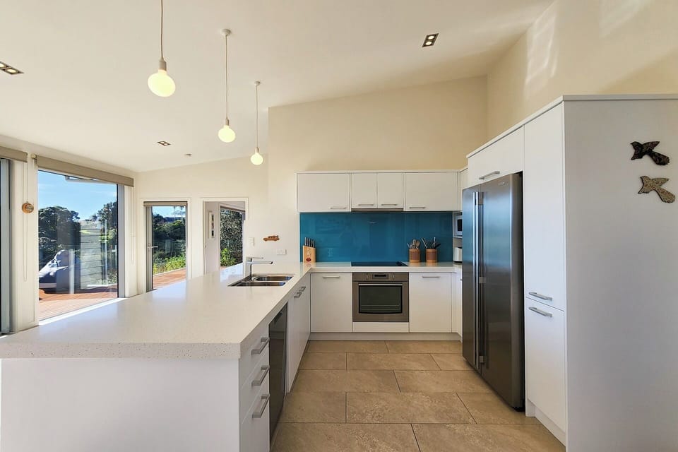 Kitchen with dishwasher