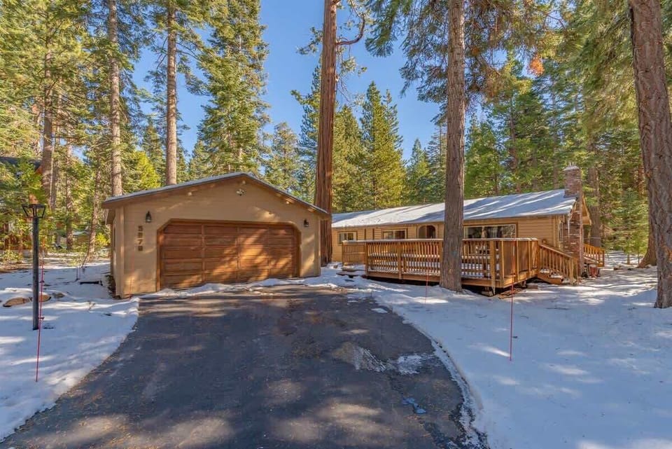 Zoss Cabin, Street View