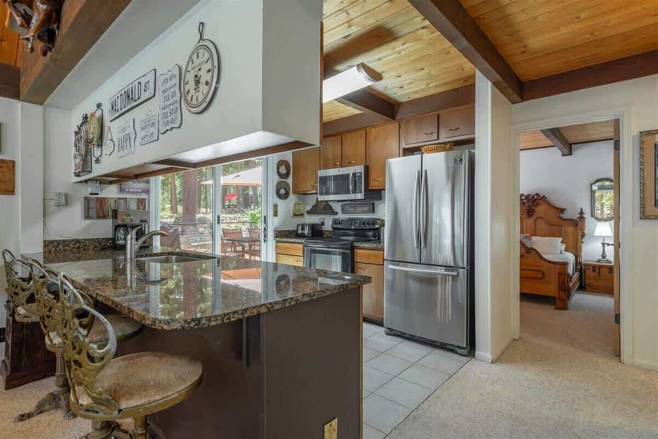Fully Stocked Kitchen