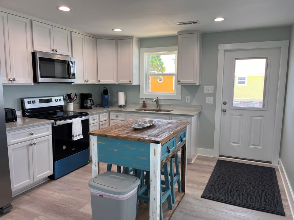 Fully equipped kitchen