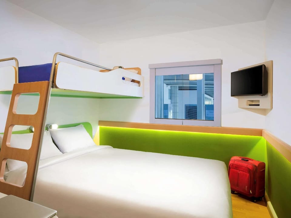Standard Triple Room | WiFi (free)