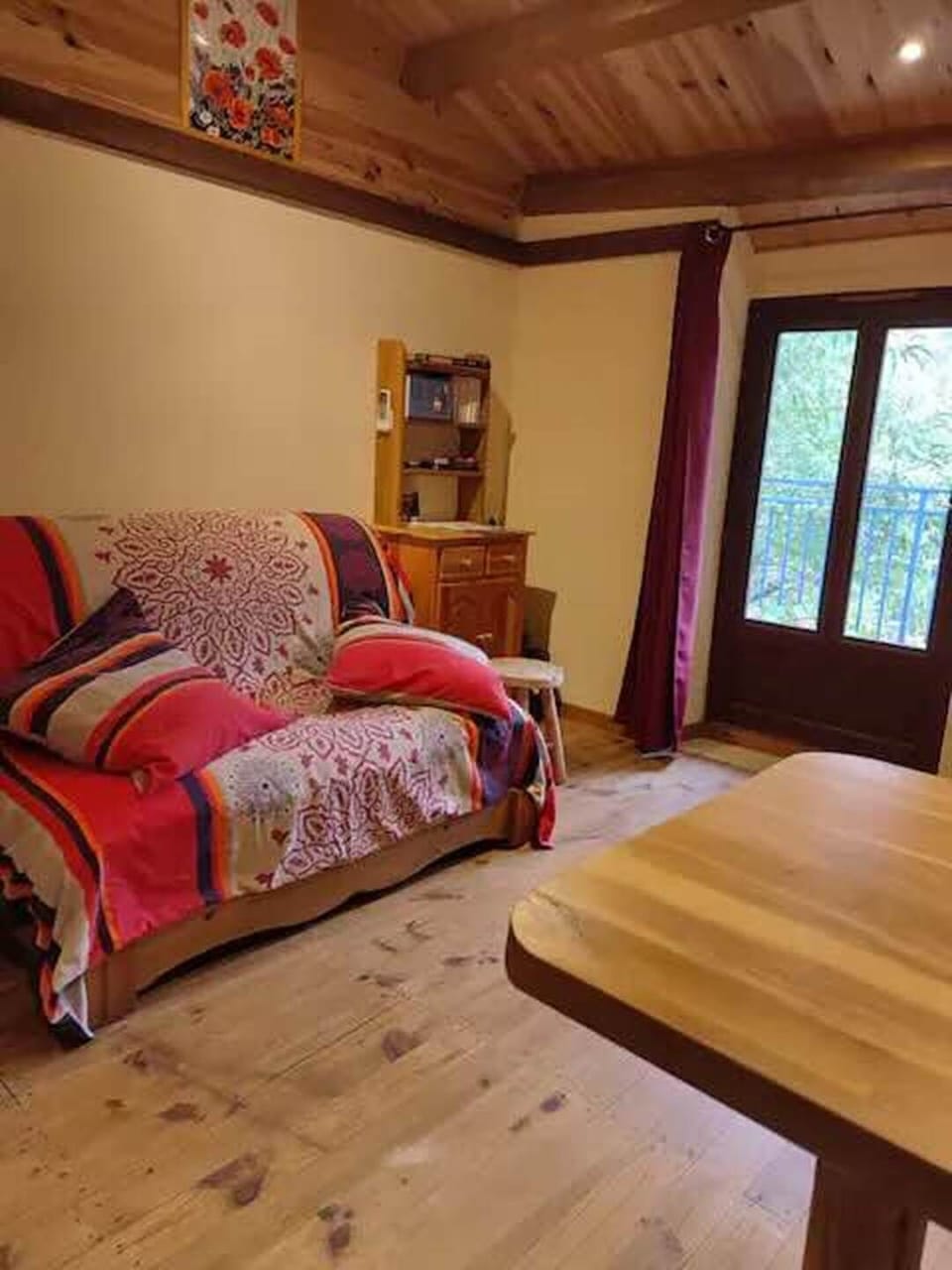 PetiteMaisonOmelie-Interieur Chambrette 2