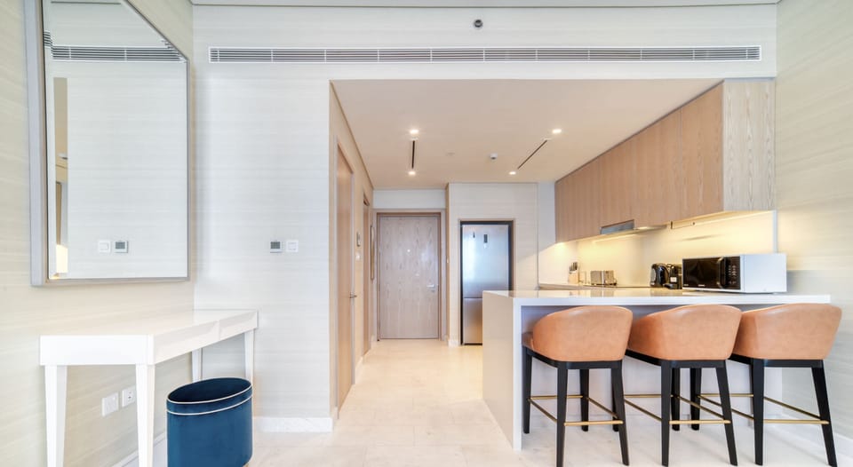 Deluxe Apartment, Sea View | Private kitchen | Full-size fridge, microwave, oven, coffee/tea maker