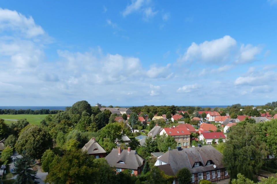 Immediate Surroundings [summer] (<1 km)