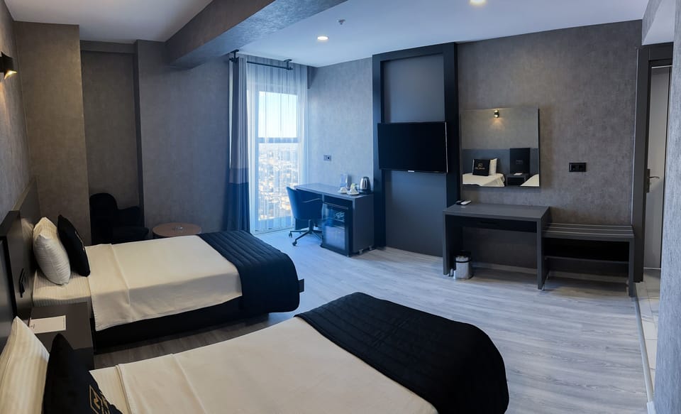 Premium bedding, minibar, in-room safe, desk