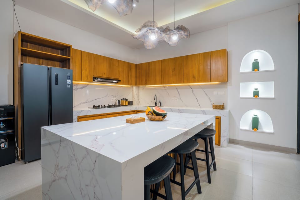 Villa, 4 Bedrooms, Non Smoking | Private kitchen | Electric kettle, dining tables