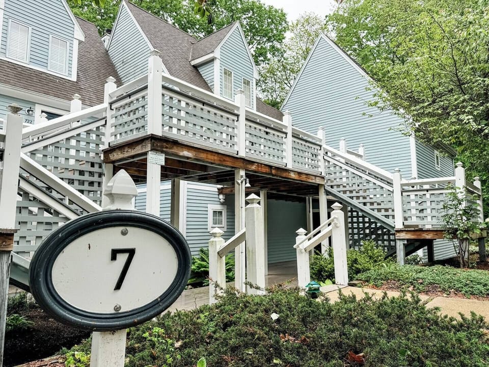 Front view of building 7.  You will be in an upstairs penthouse unit.