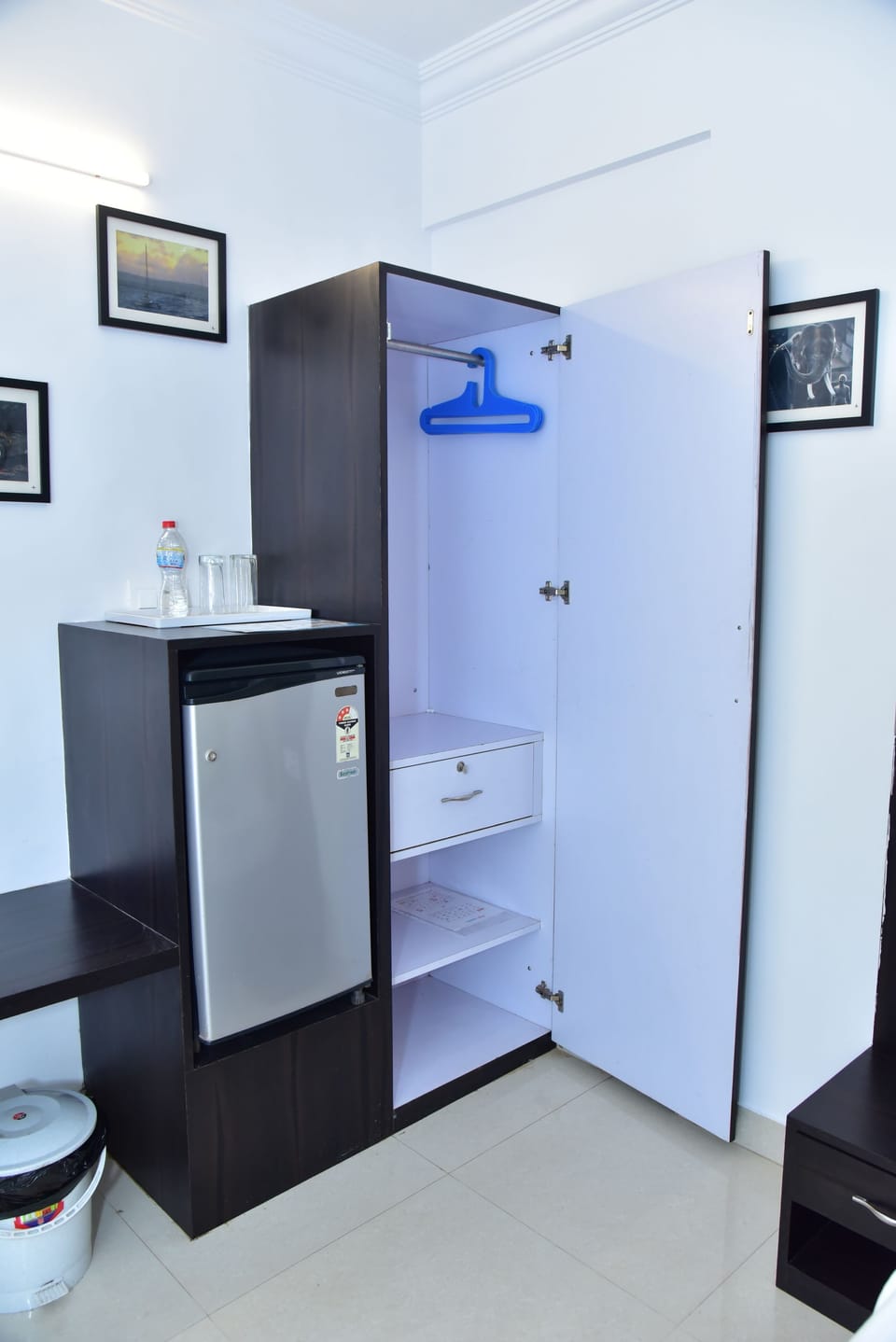 Standard Double Room | Iron/ironing board, WiFi