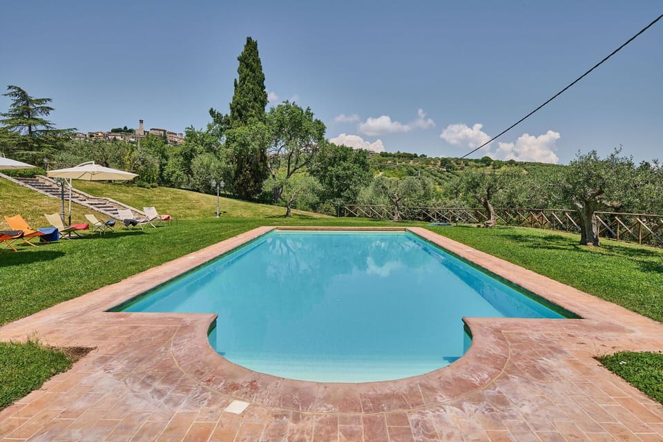 Sky, Water, Property, Cloud, Swimming Pool, Azure, Plant, Tree, Body Of Water, Shade