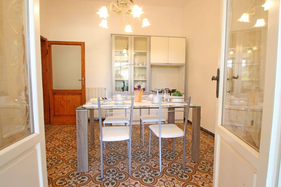 Dining Room, Living Room