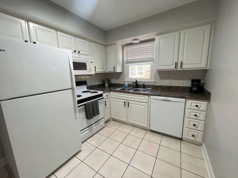 Fuel your adventures! A practical kitchen for easy, satisfying meals.