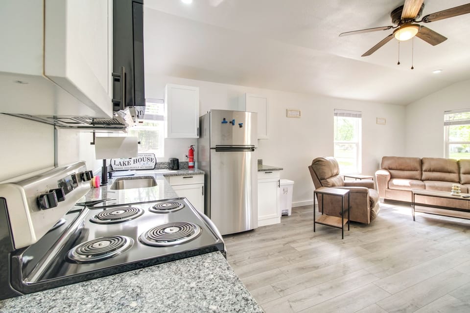 House (2 Bedrooms) | Interior