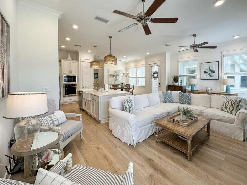 Living Room with ample seating