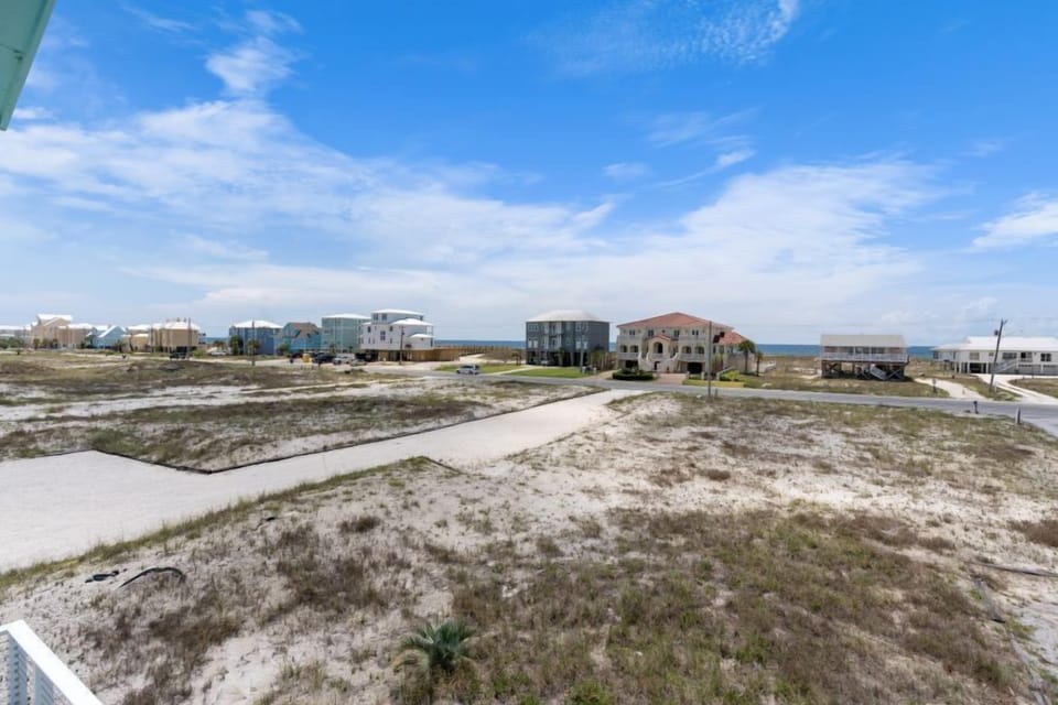 23.5 TIDE BR4 BALC VIEW