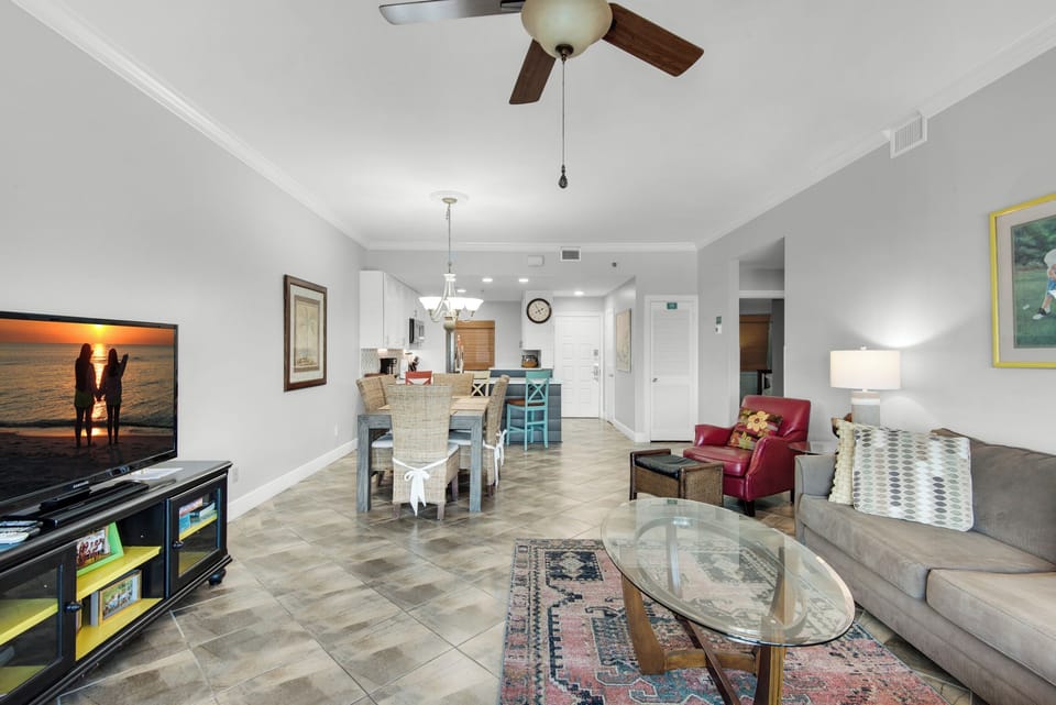 Living room to kitchen