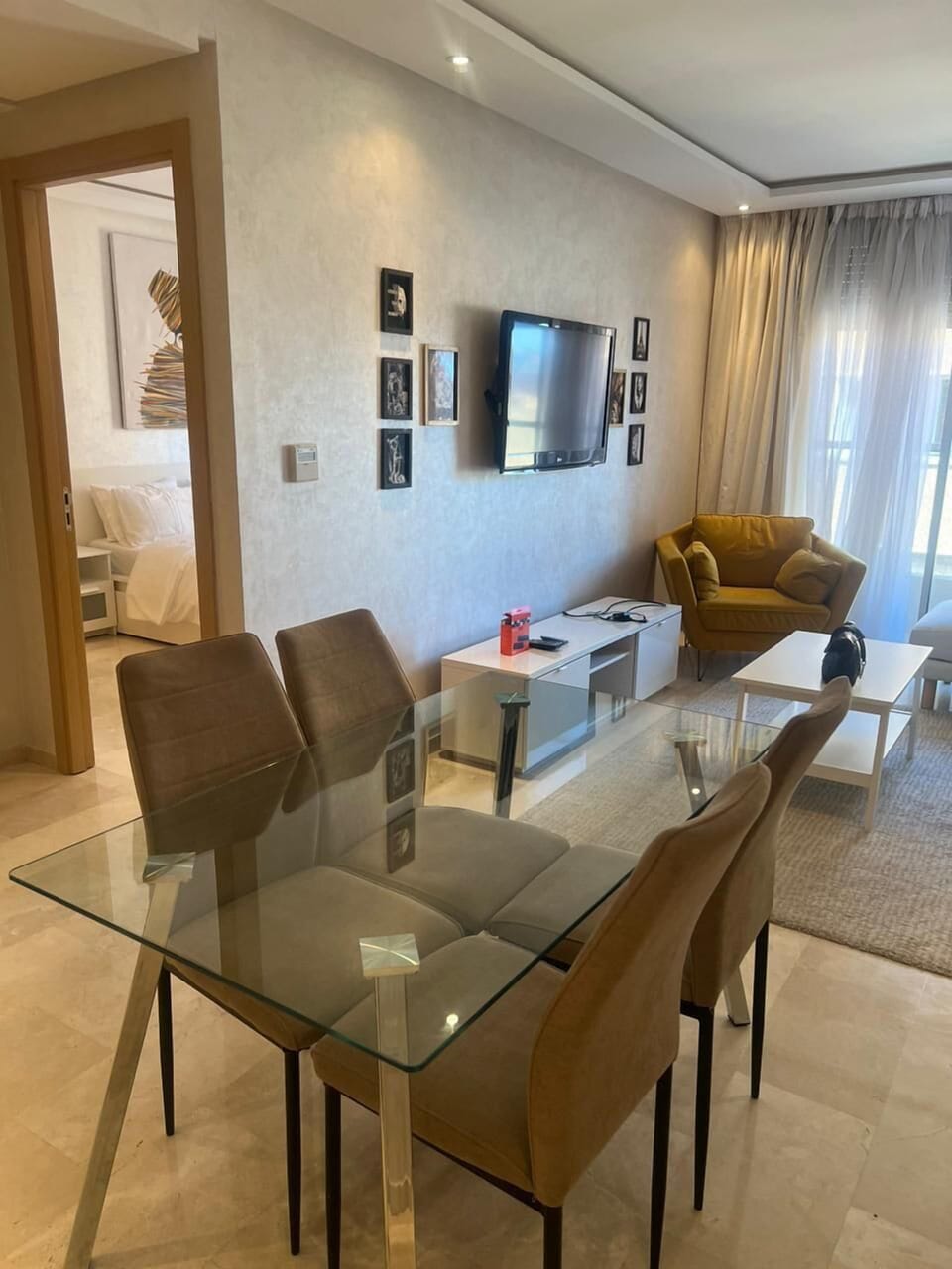 Deluxe Apartment | Living area