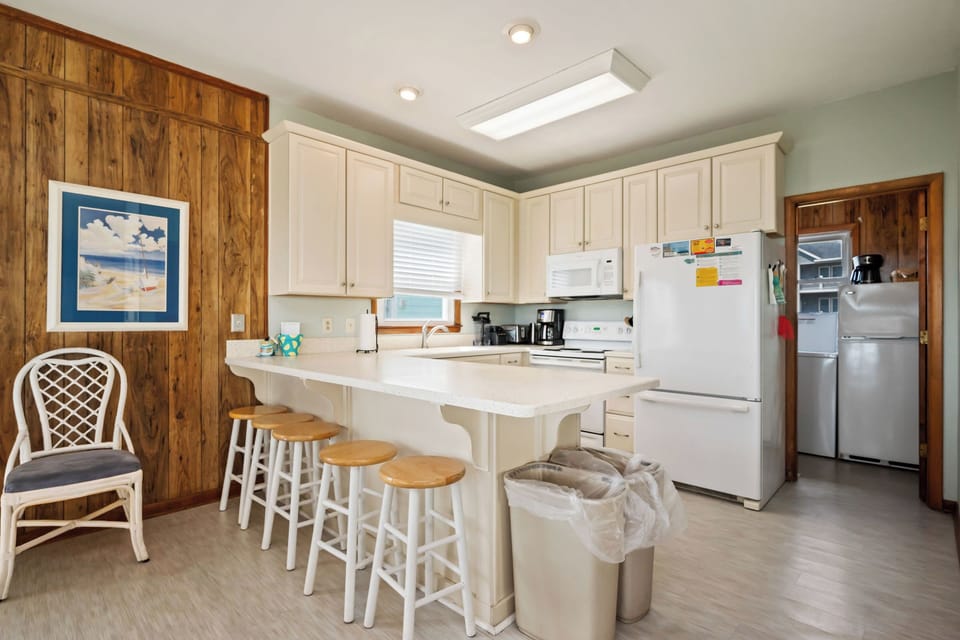 Kitchen - 1st Floor West