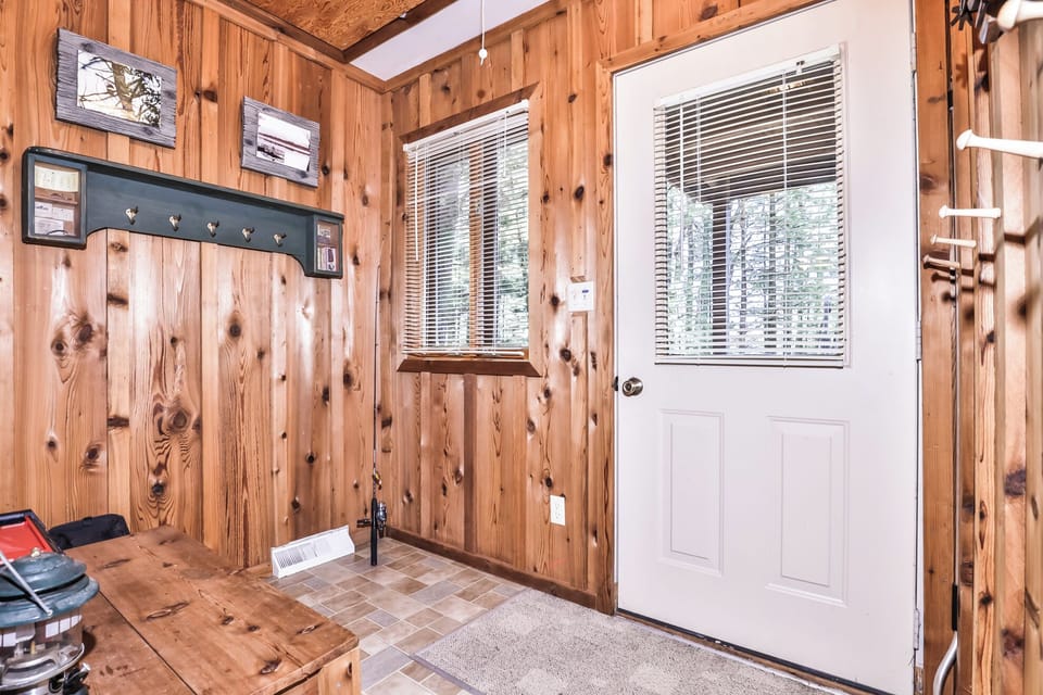 Kick off your shoes, slide off your sandals, and hang your towels to dry.