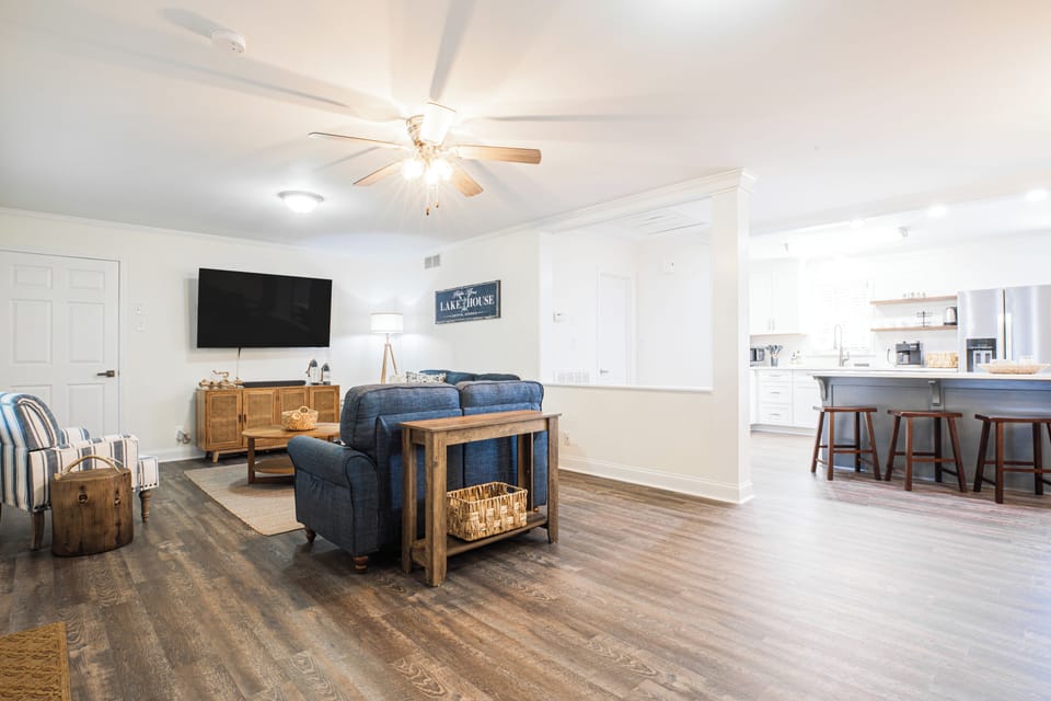 Living room and entry to kitchen/dining area