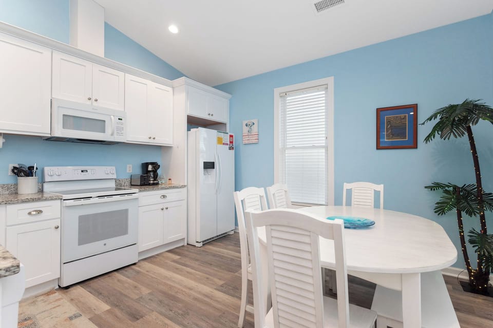 Kitchen / Dining Area - Southeast