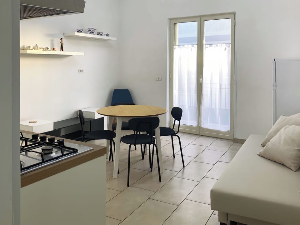 Apartment | Living area | Flat-screen TV
