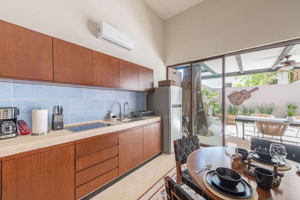 Family House | Private kitchen | Fridge, microwave, oven, blender