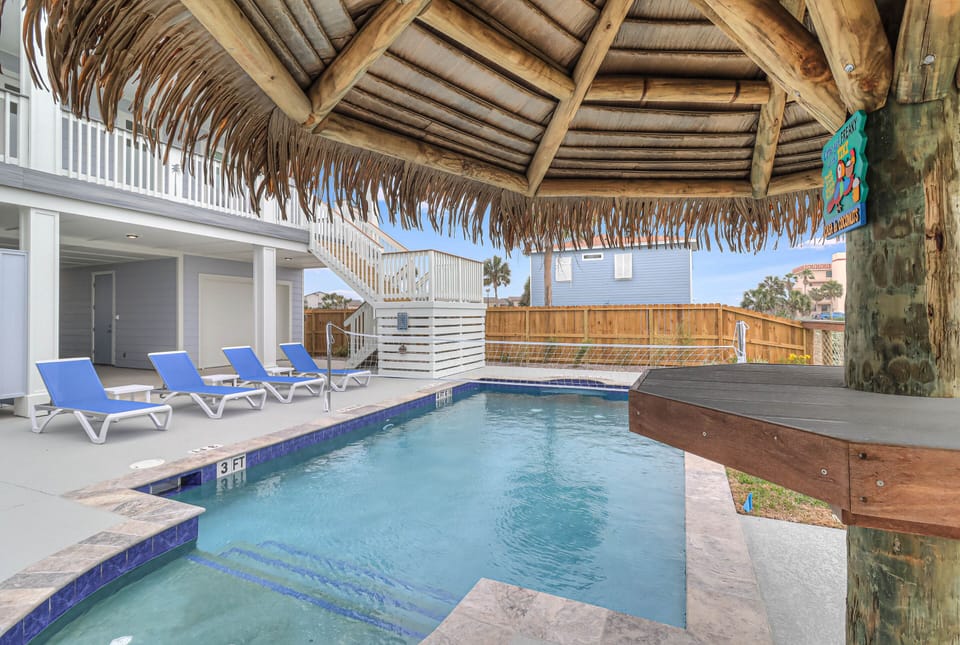 House (5 Bedrooms) | Property amenity