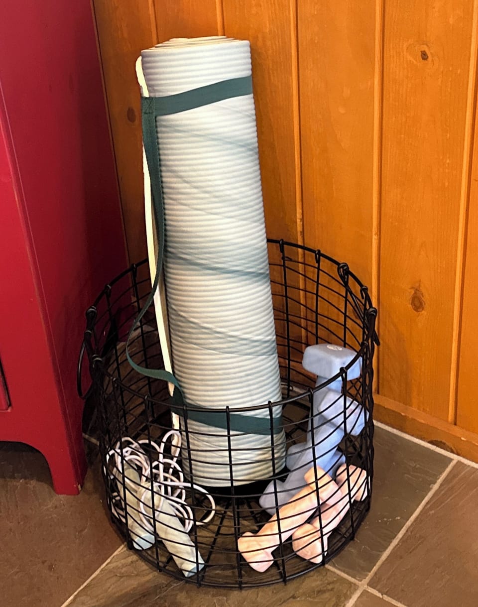 Yoga mat and weights available for guest use
