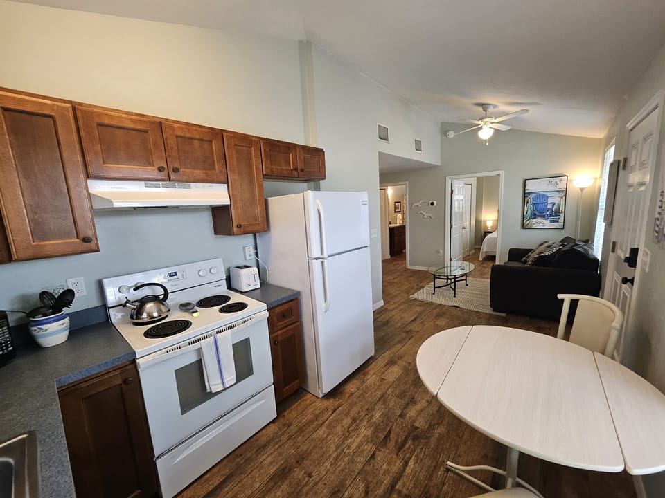 Spacious 1-Bedroom Condo