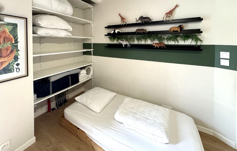 bed