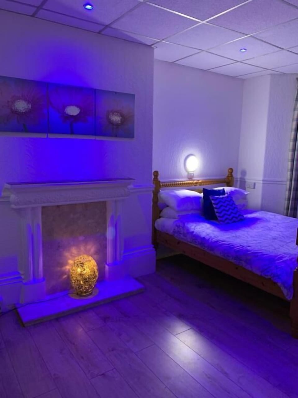 Family Room (2 Adults & 3 Children) | Hypo-allergenic bedding, in-room safe, iron/ironing board, free WiFi