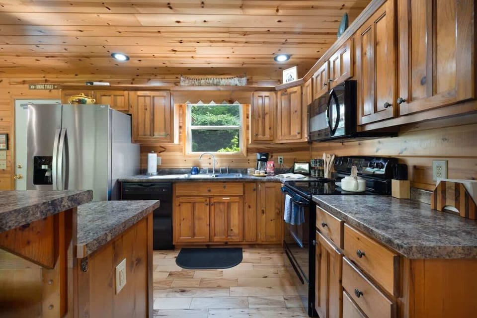 Fully appointed kitchen