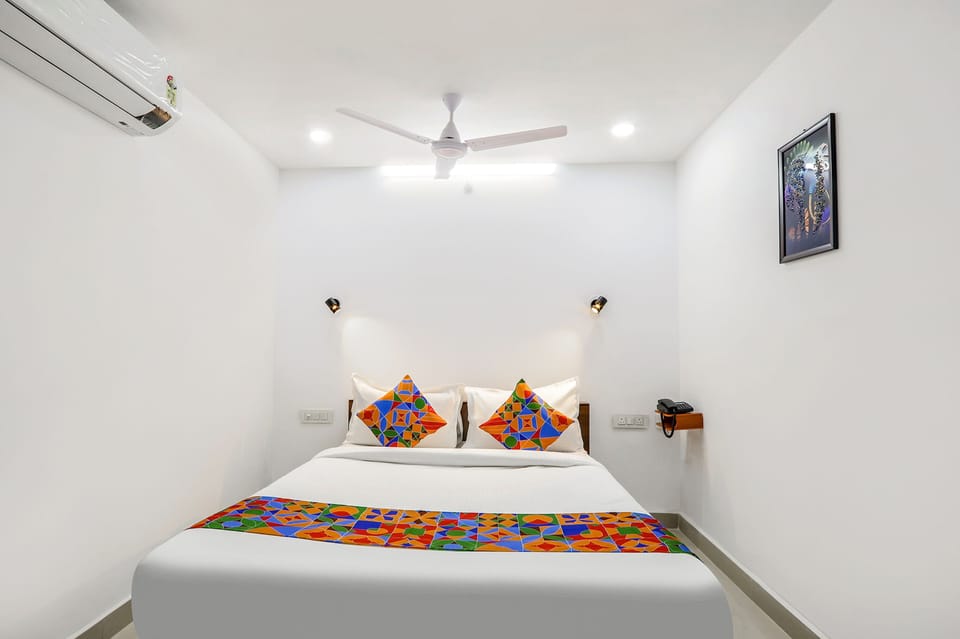 Egyptian cotton sheets, premium bedding, in-room safe, soundproofing